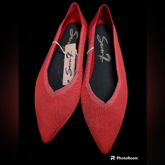 Seven 7 Elsa Point size 8 Flats pointed Red - Picture 7 of 9